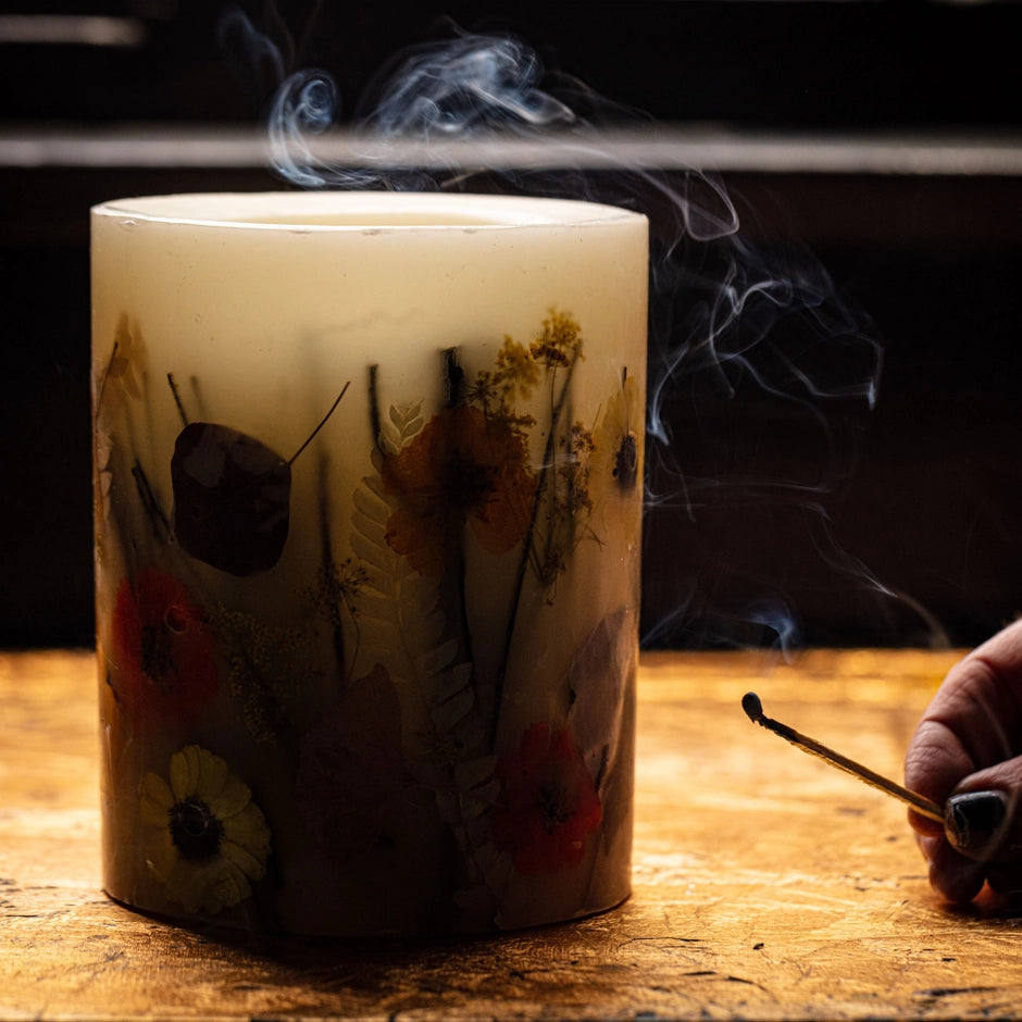 Honey Tobacco Small Round Botanical Candle