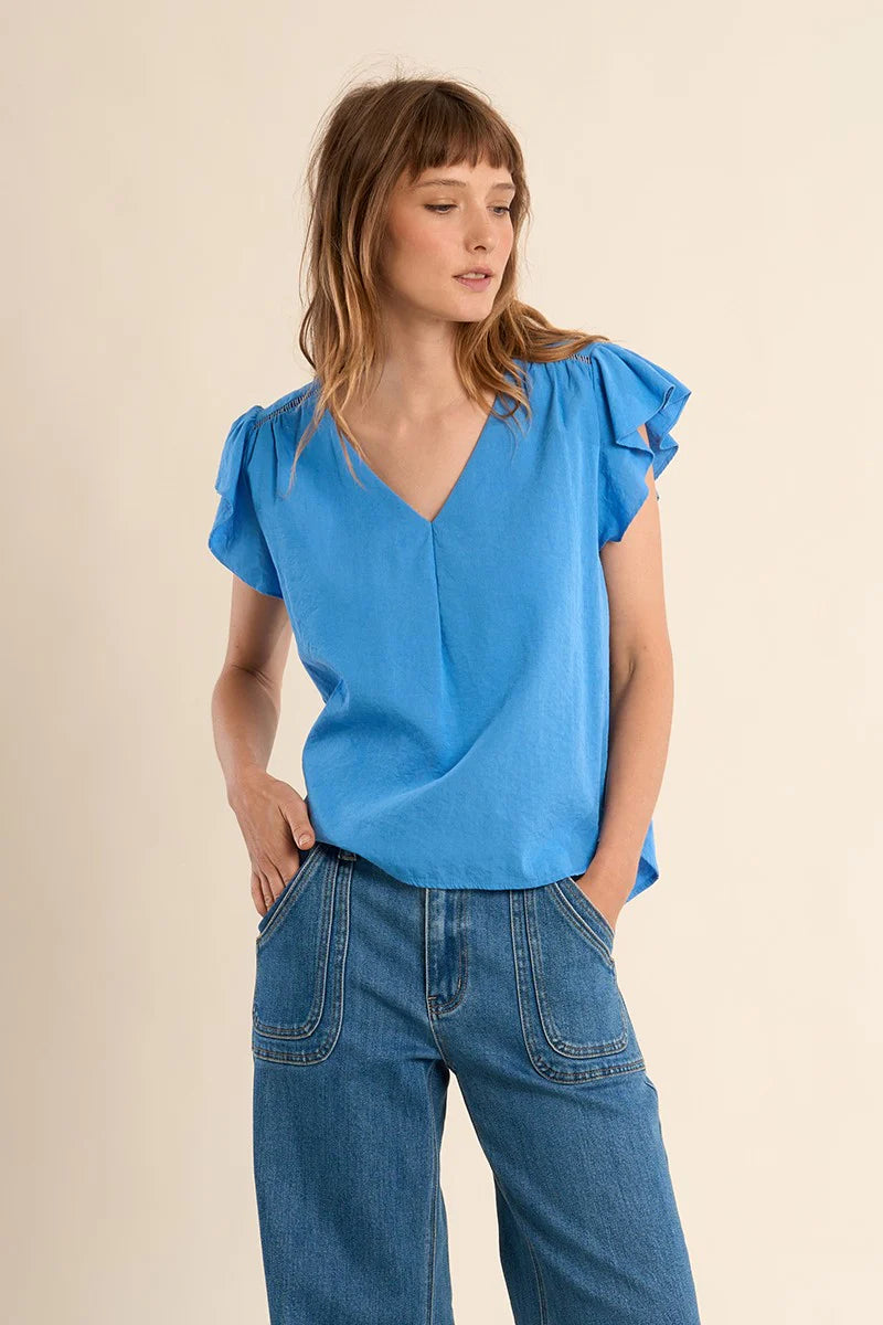 Flutter-Sleeve Blouse