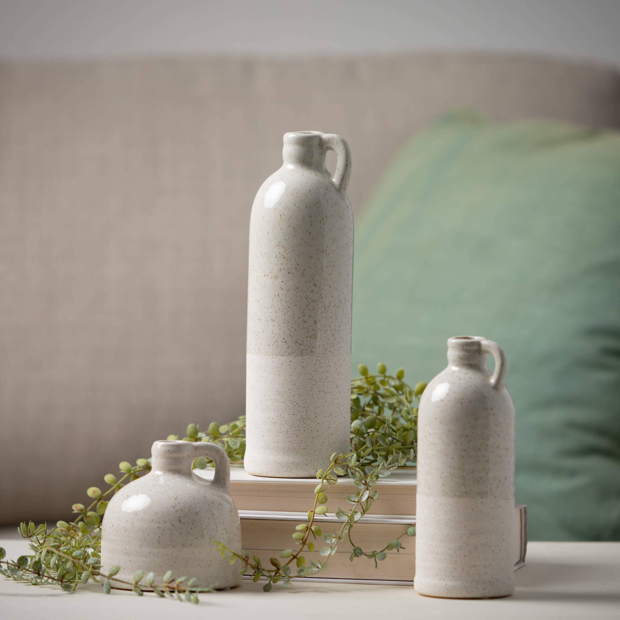 Set of 3 White Speckled Jug Vase