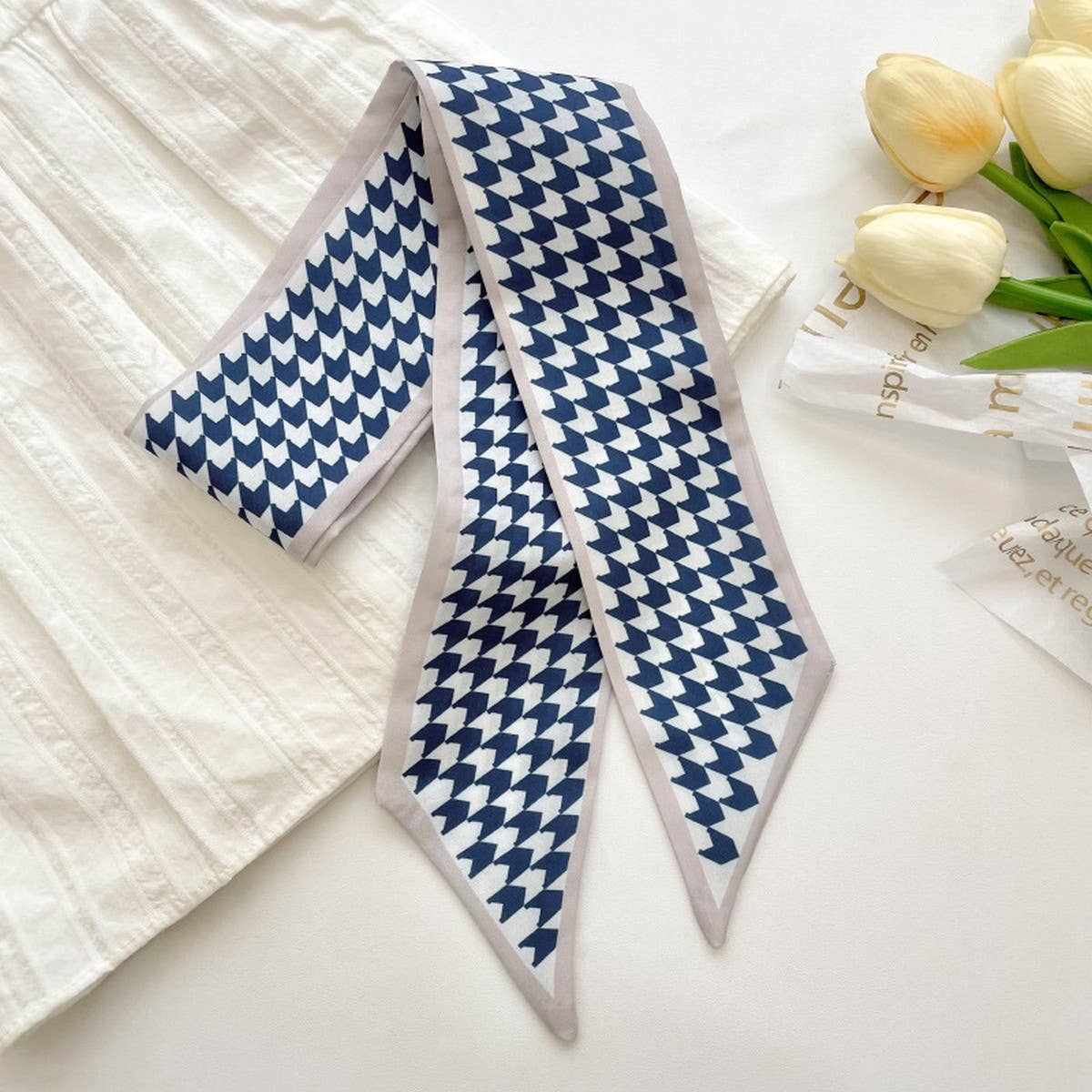 Chic Skinny Tie Scarf