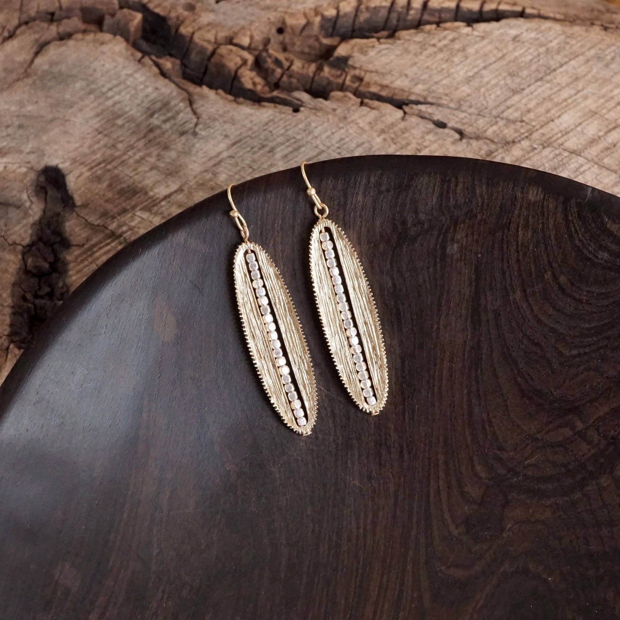 Minimalist Elongated Oval Dangle Earrings – Gold & Silver Accents