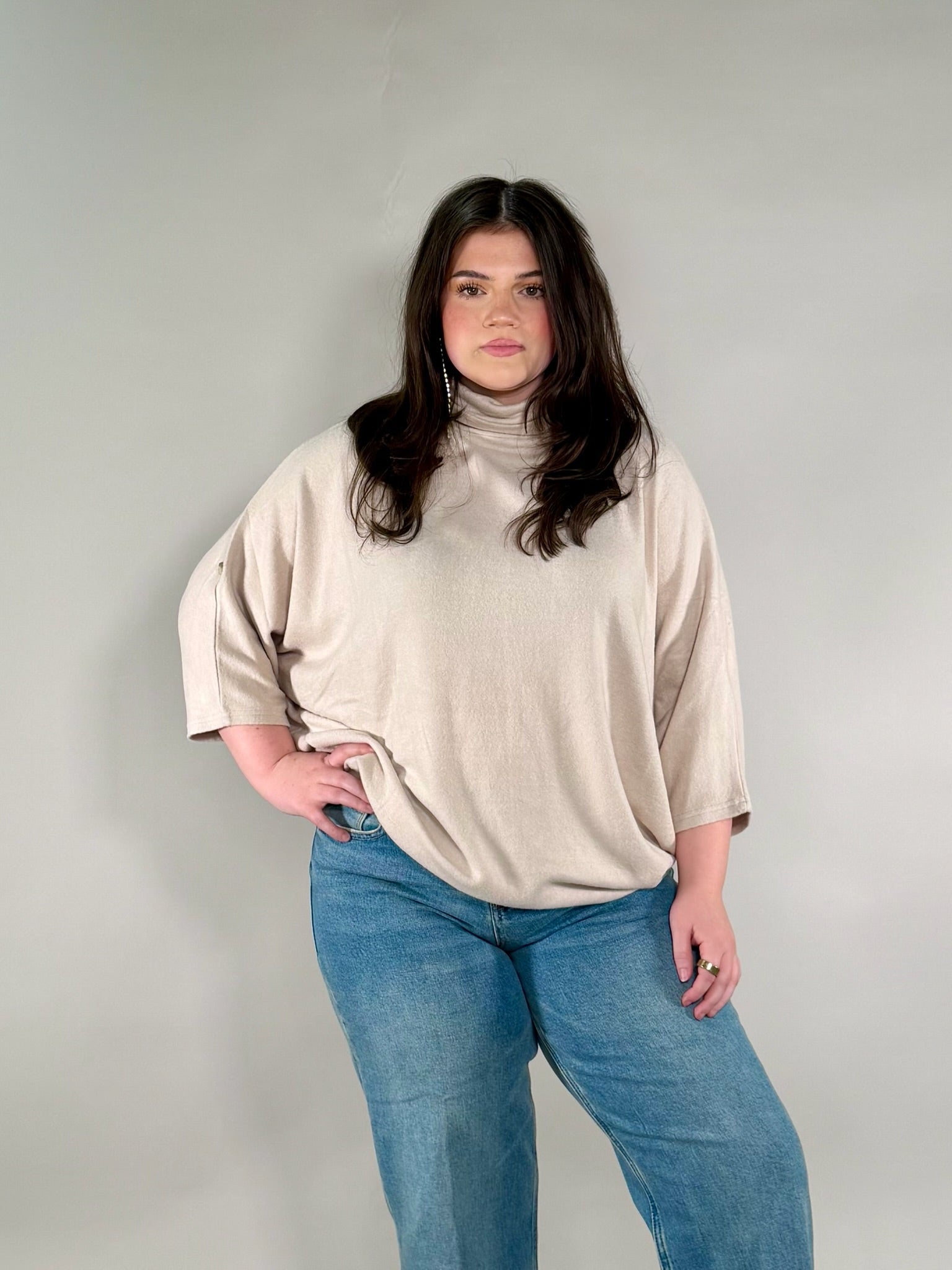Relaxed Fit Rolled-Neck Lounge Top