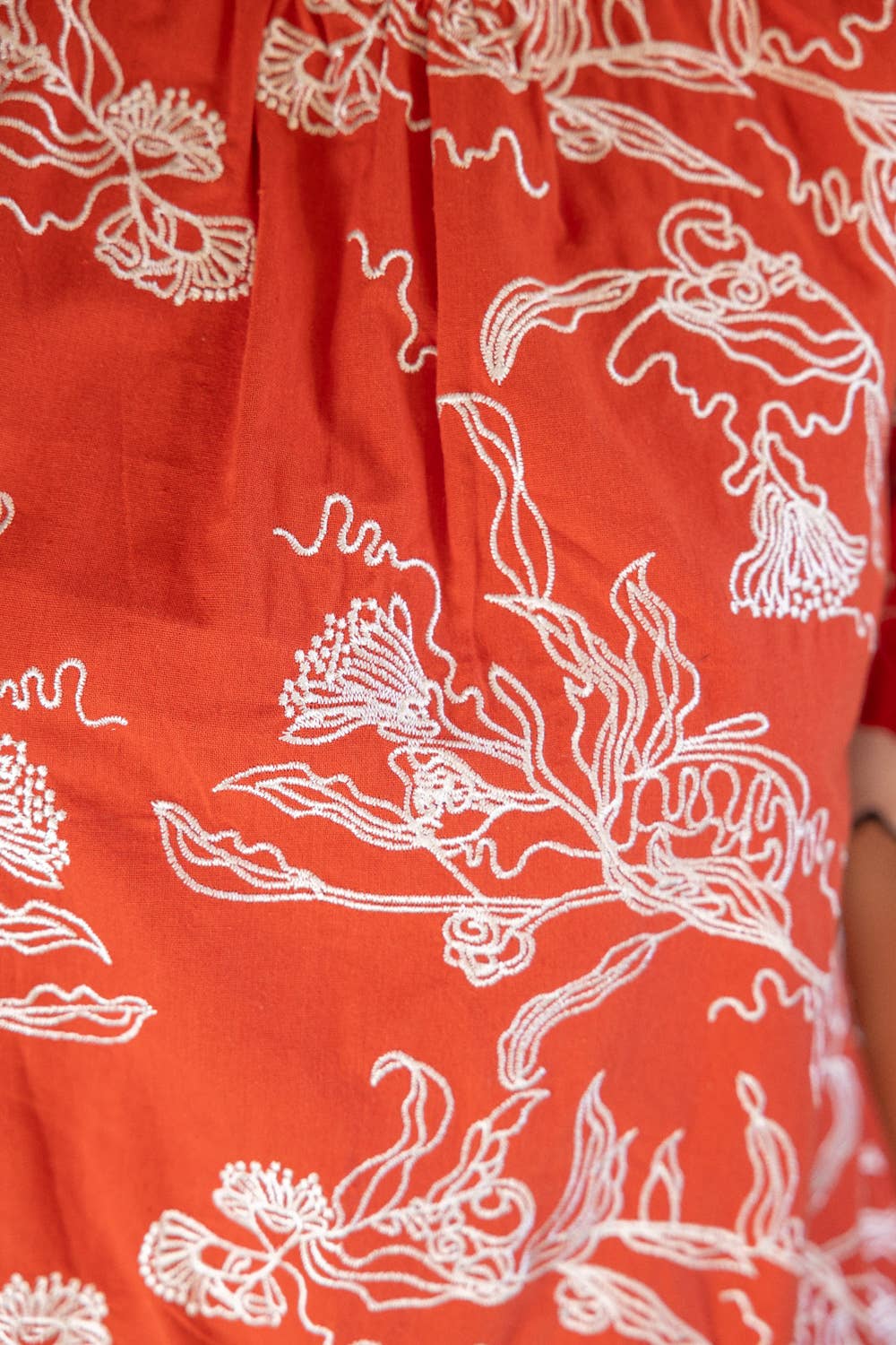 Abstract Floral Embroidered Scalloped Band Top