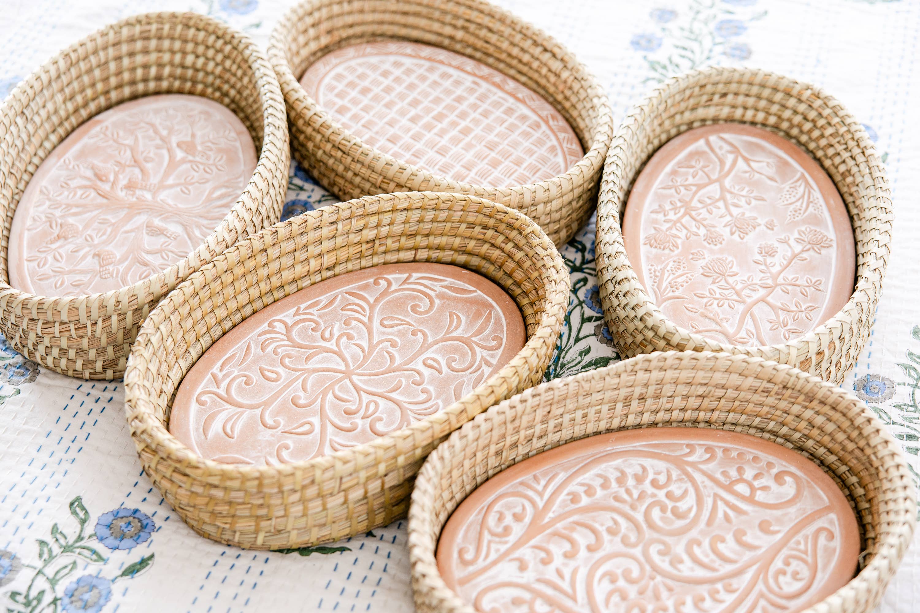 Oval Garden Bread Warmer Basket