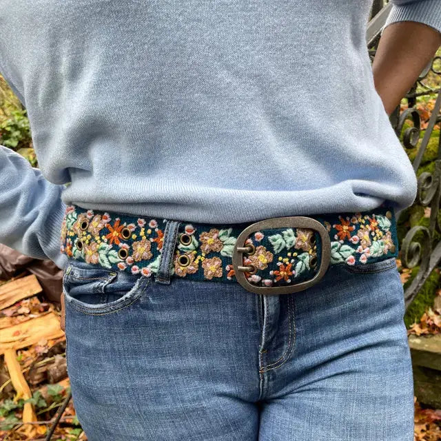 Morning Dew Floral Embroidered Wool Belt