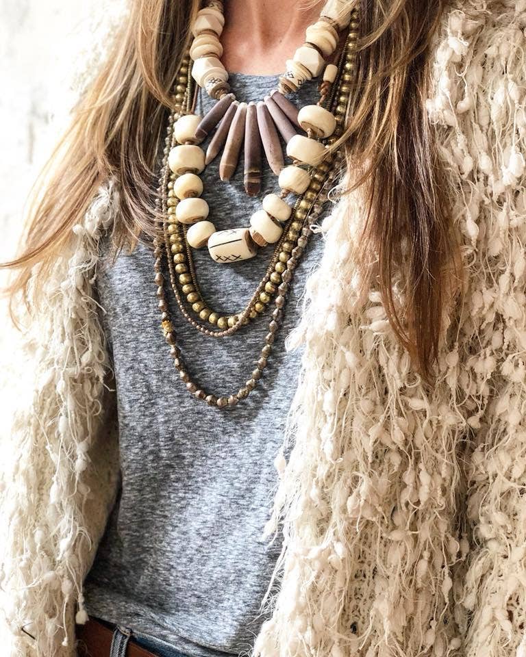 Mixed Metallic Layer Necklace Set