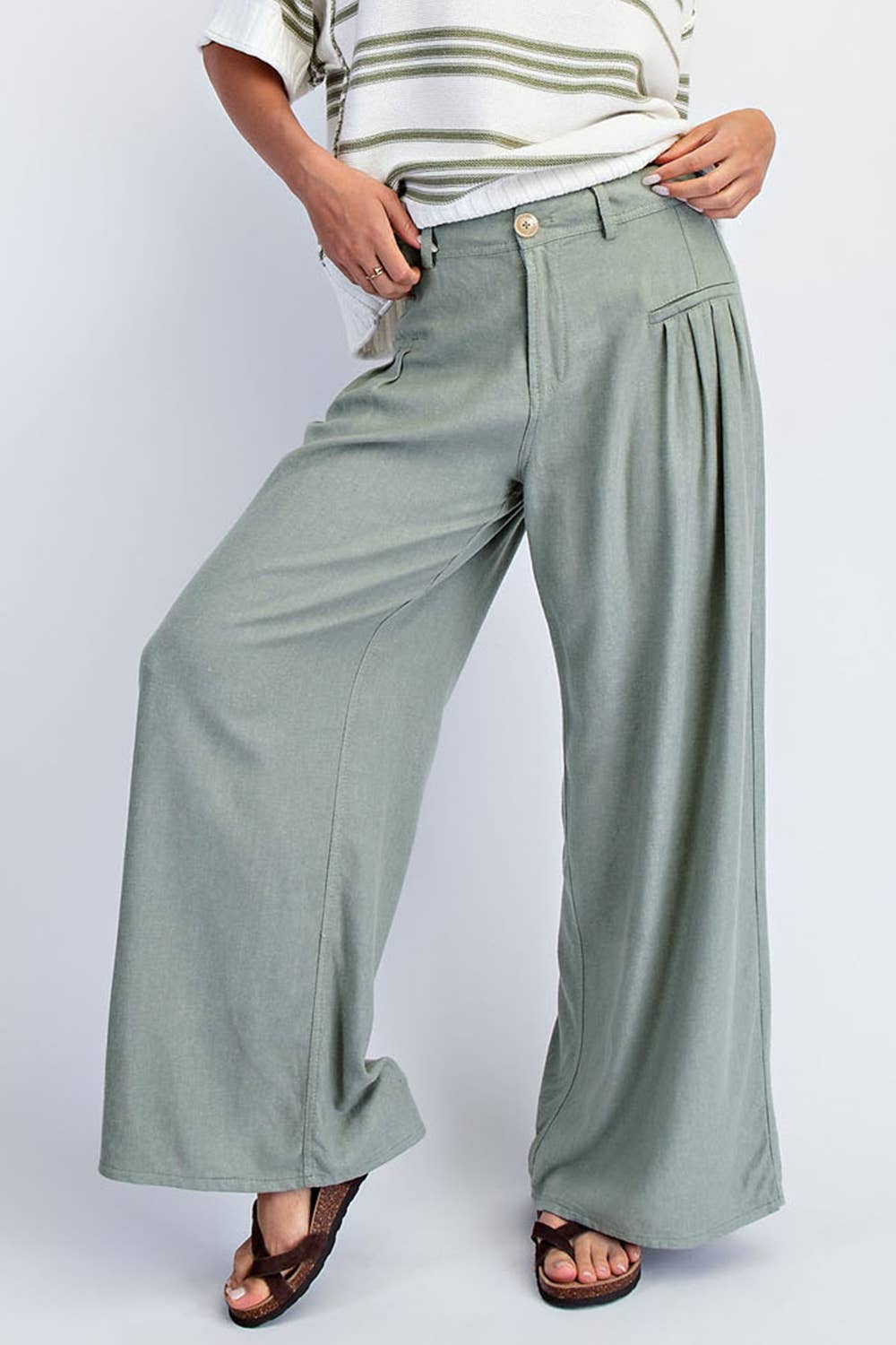 Wide Leg Pleated Pants