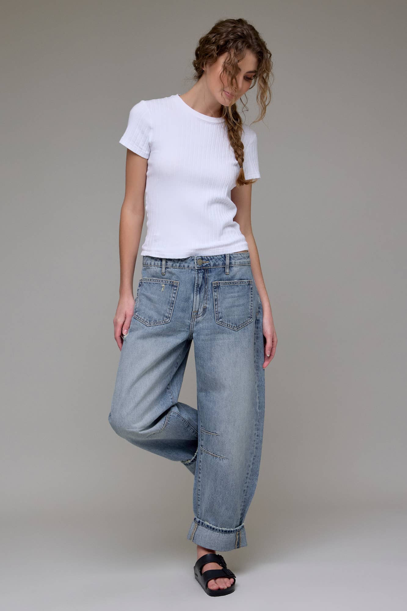 Cropped Classic Cuffed 26" Inseam Barrel Jean