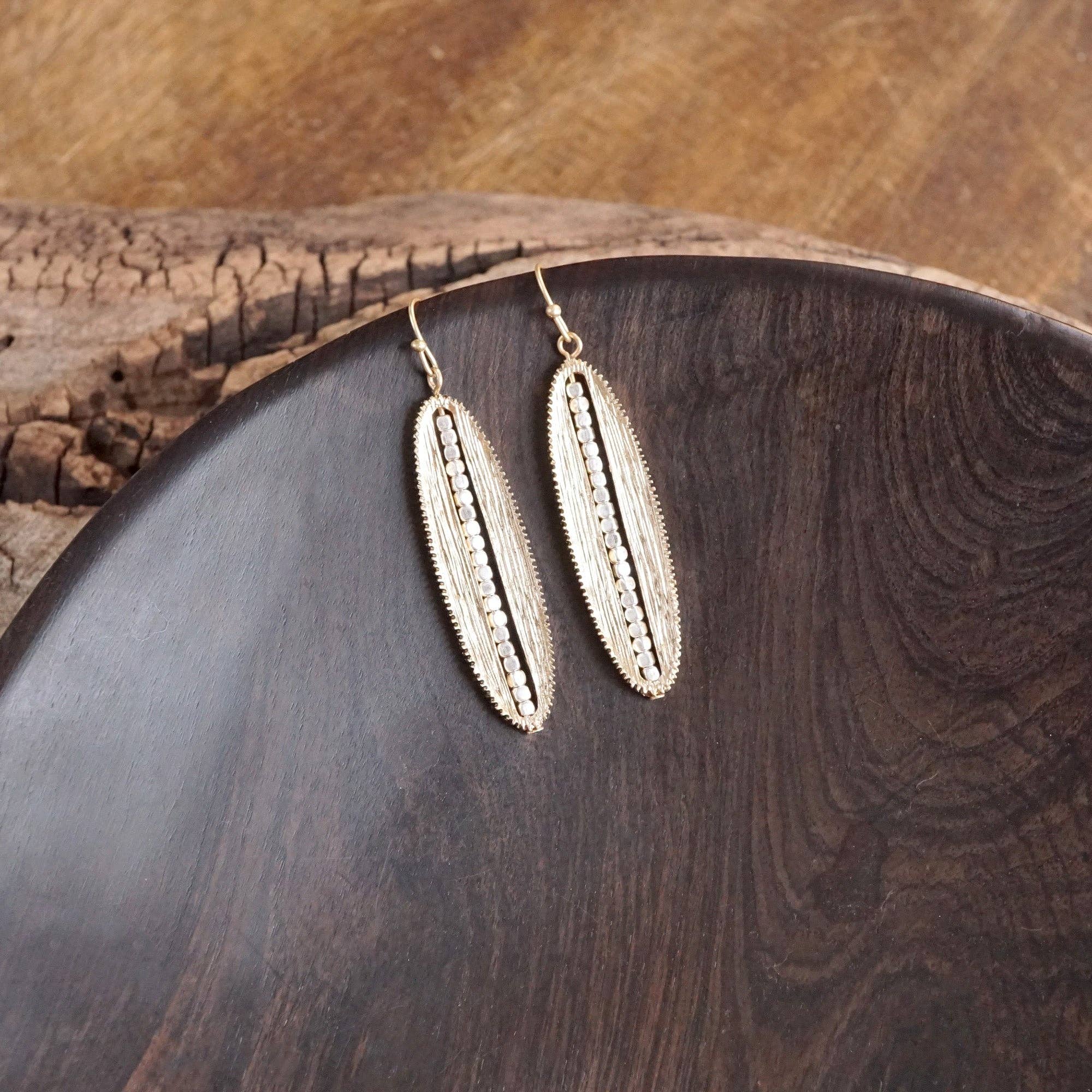 Minimalist Elongated Oval Dangle Earrings – Gold & Silver Accents