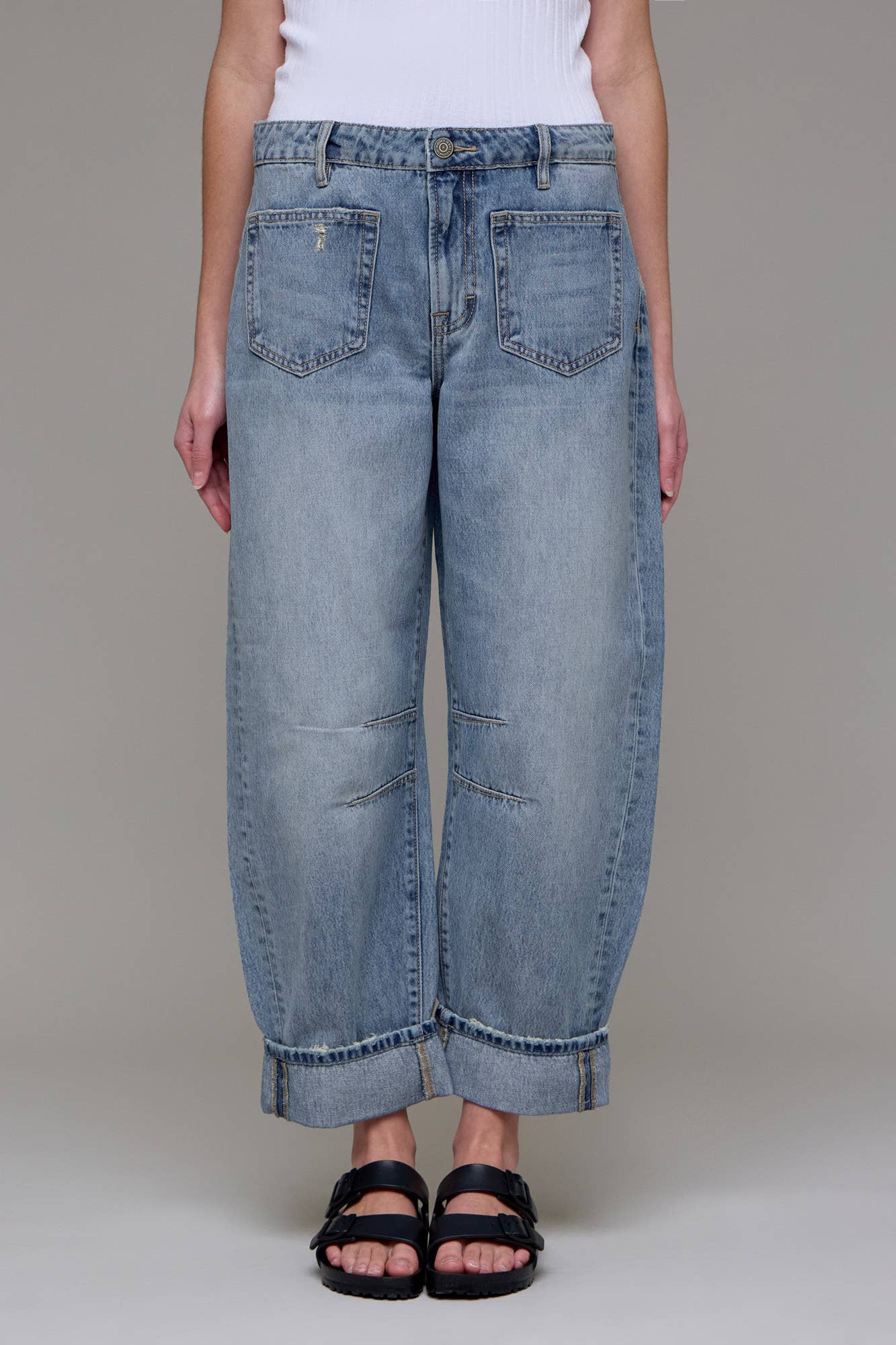 Cropped Classic Cuffed 26" Inseam Barrel Jean