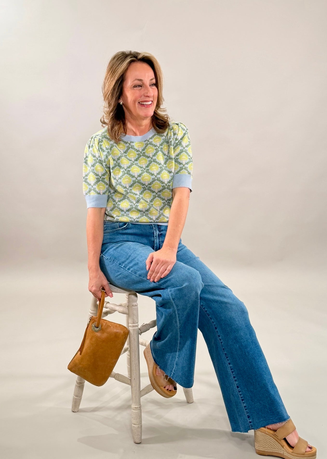 Floral Pattern Short Sleeve Sweater