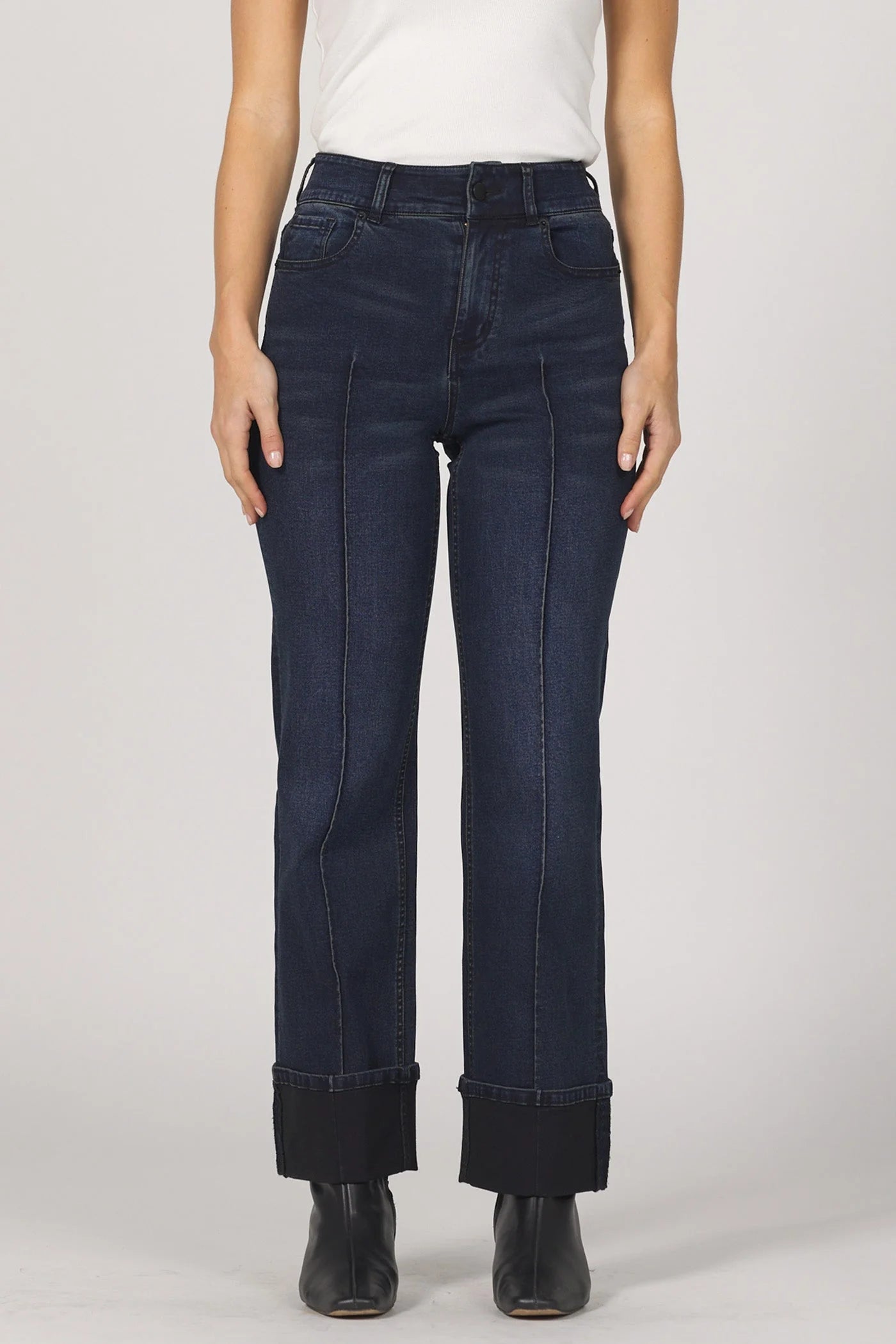 Structured Seam Detail Ankle-Length Jeans | Holly