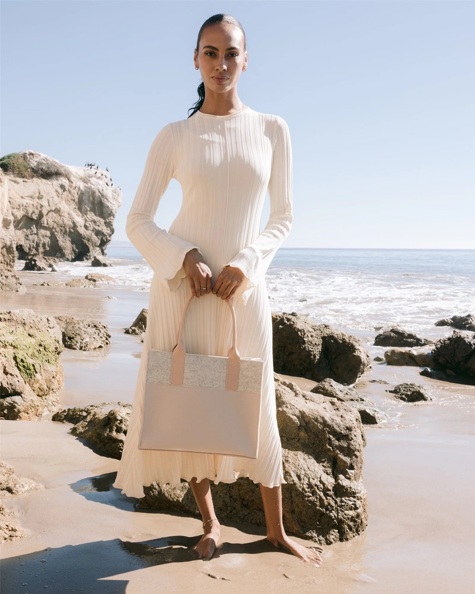 Jaunt Merino Wool Midi Tote