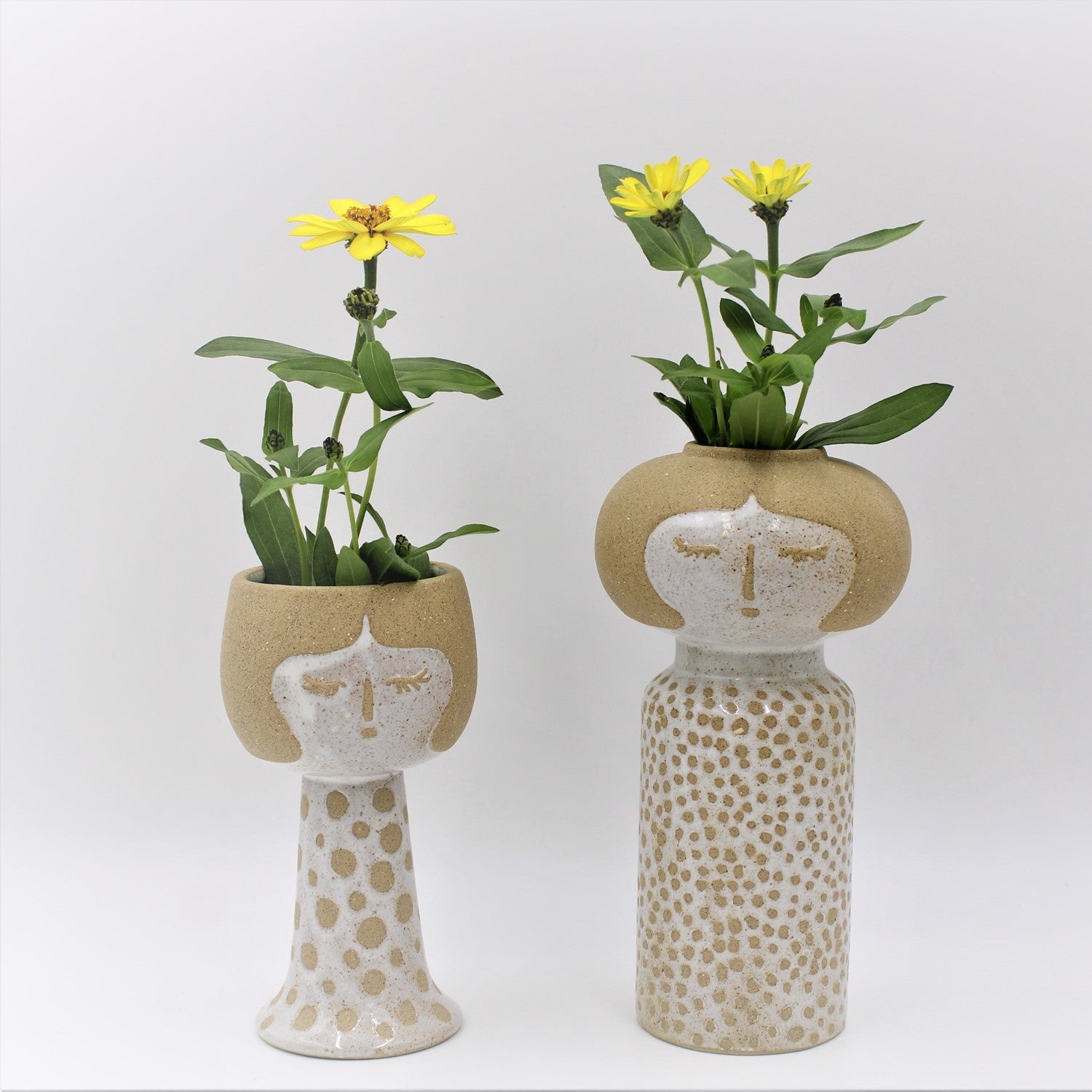 4x7" Ceramic Face Vase, Natural White