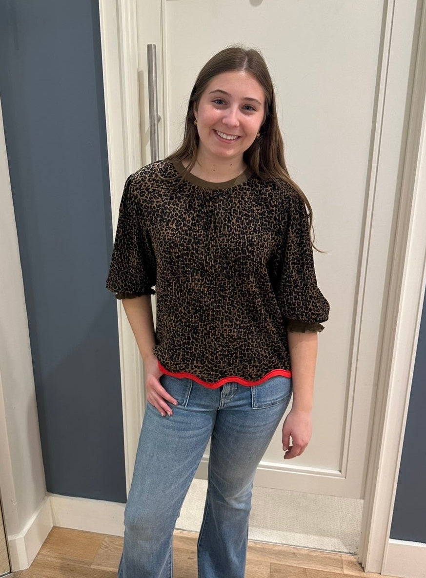 Leopard Contrast Trim Top