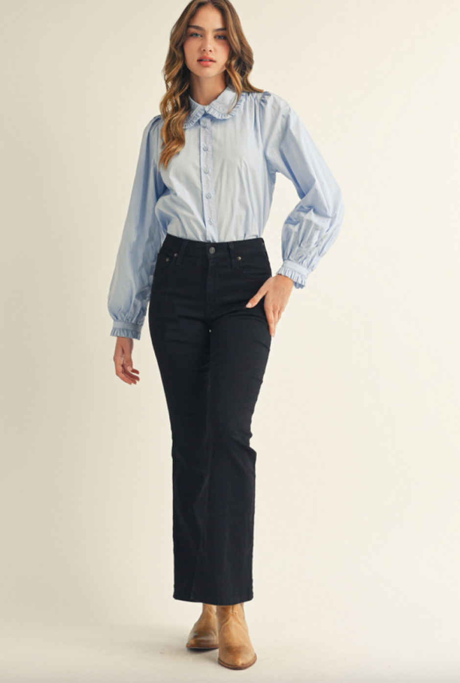 Vintage-Inspired Light Blue Button-Up