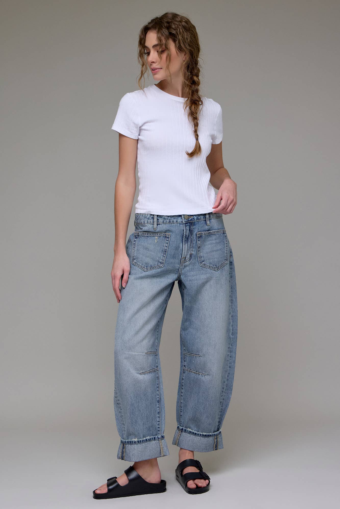 Cropped Classic Cuffed 26" Inseam Barrel Jean