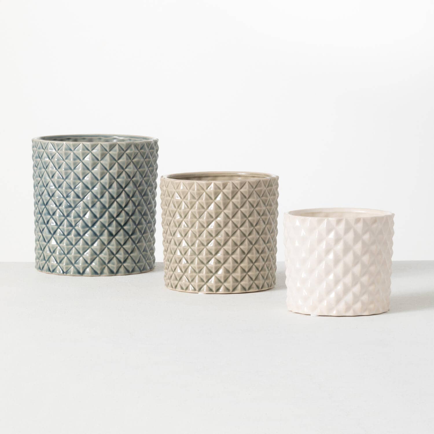 Set of 3 Diamond Embossed Planter
