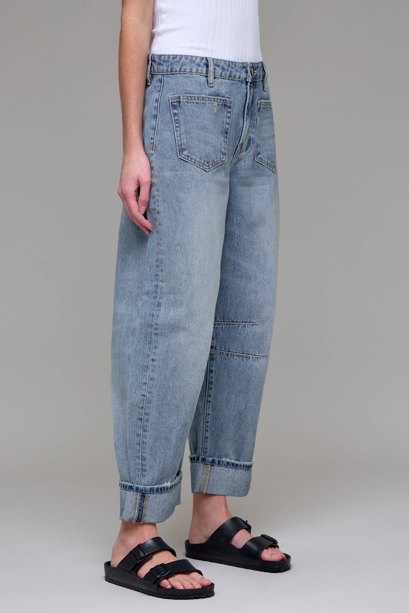 Cropped Classic Cuffed 26" Inseam Barrel Jean