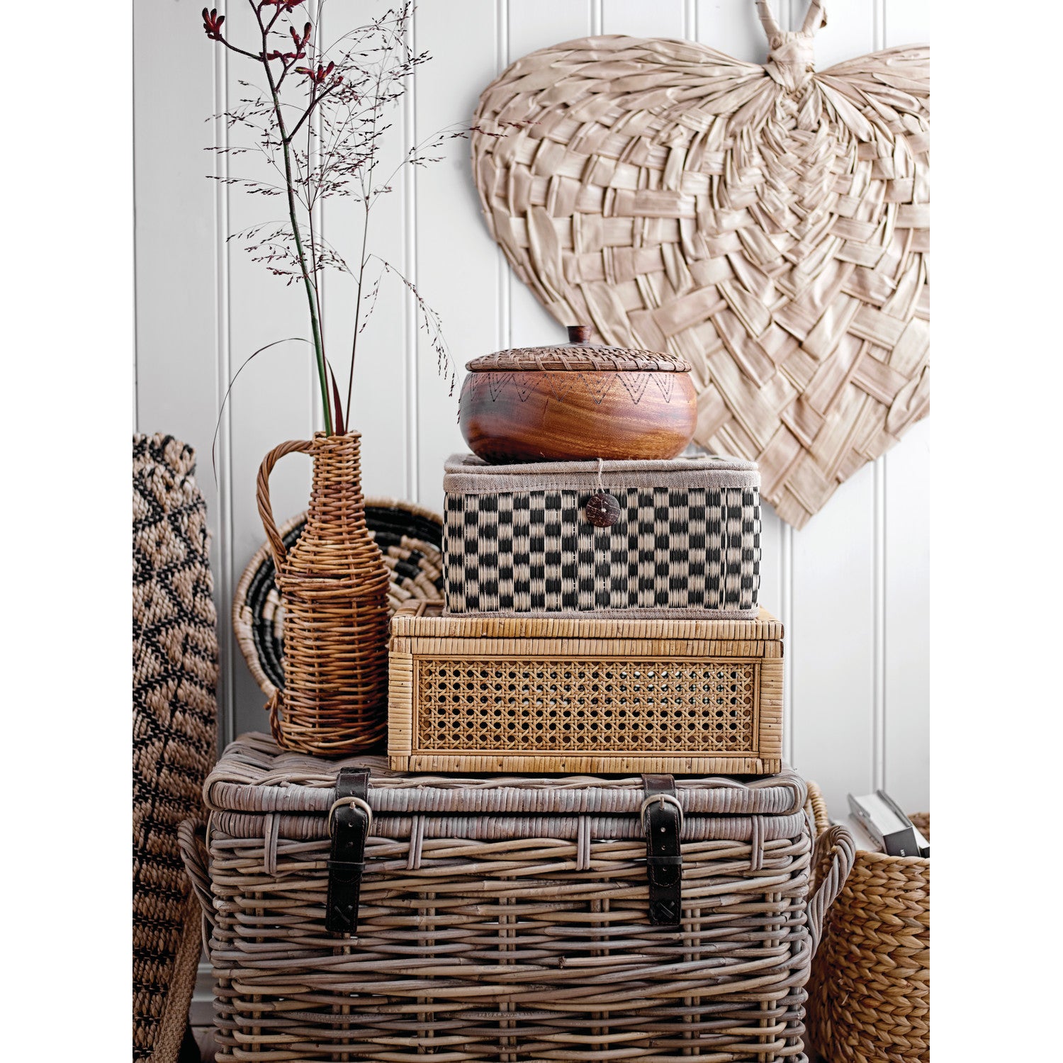 Baskets with Lids and Leather Buckles