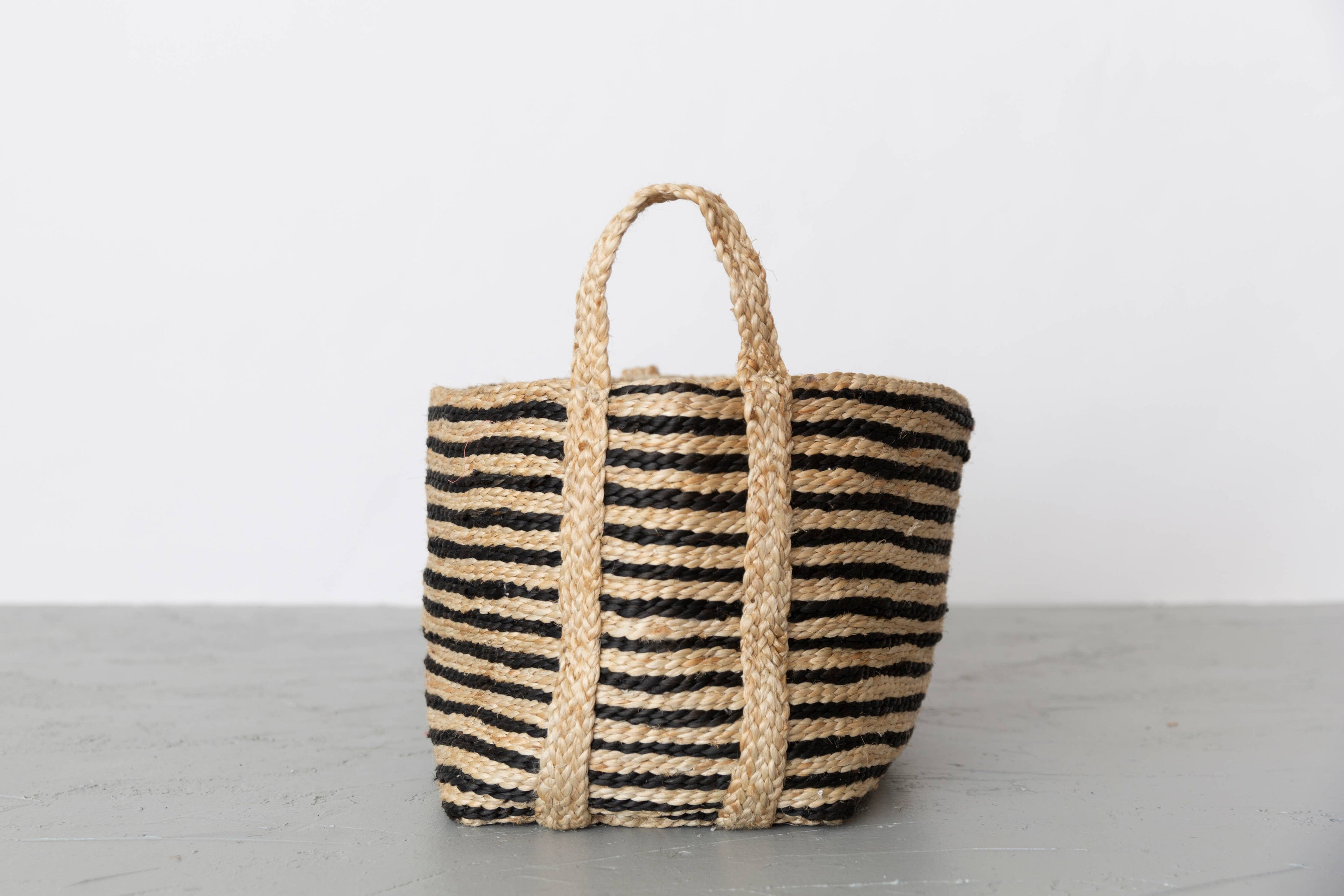 Rectangular Floor Basket with handle, jute - small