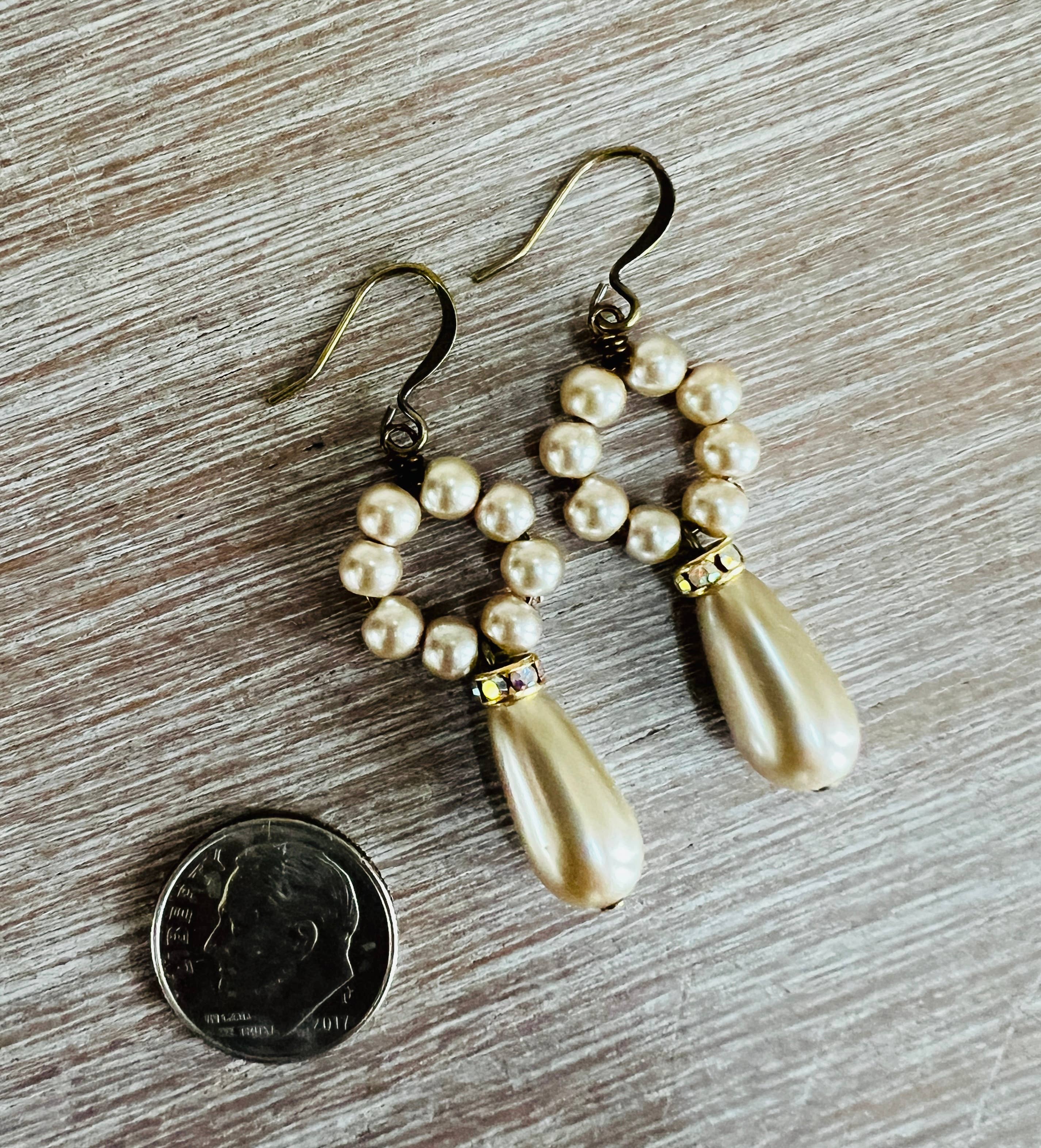 Glittery Pearl Drop Earrings Classic Style For Brides