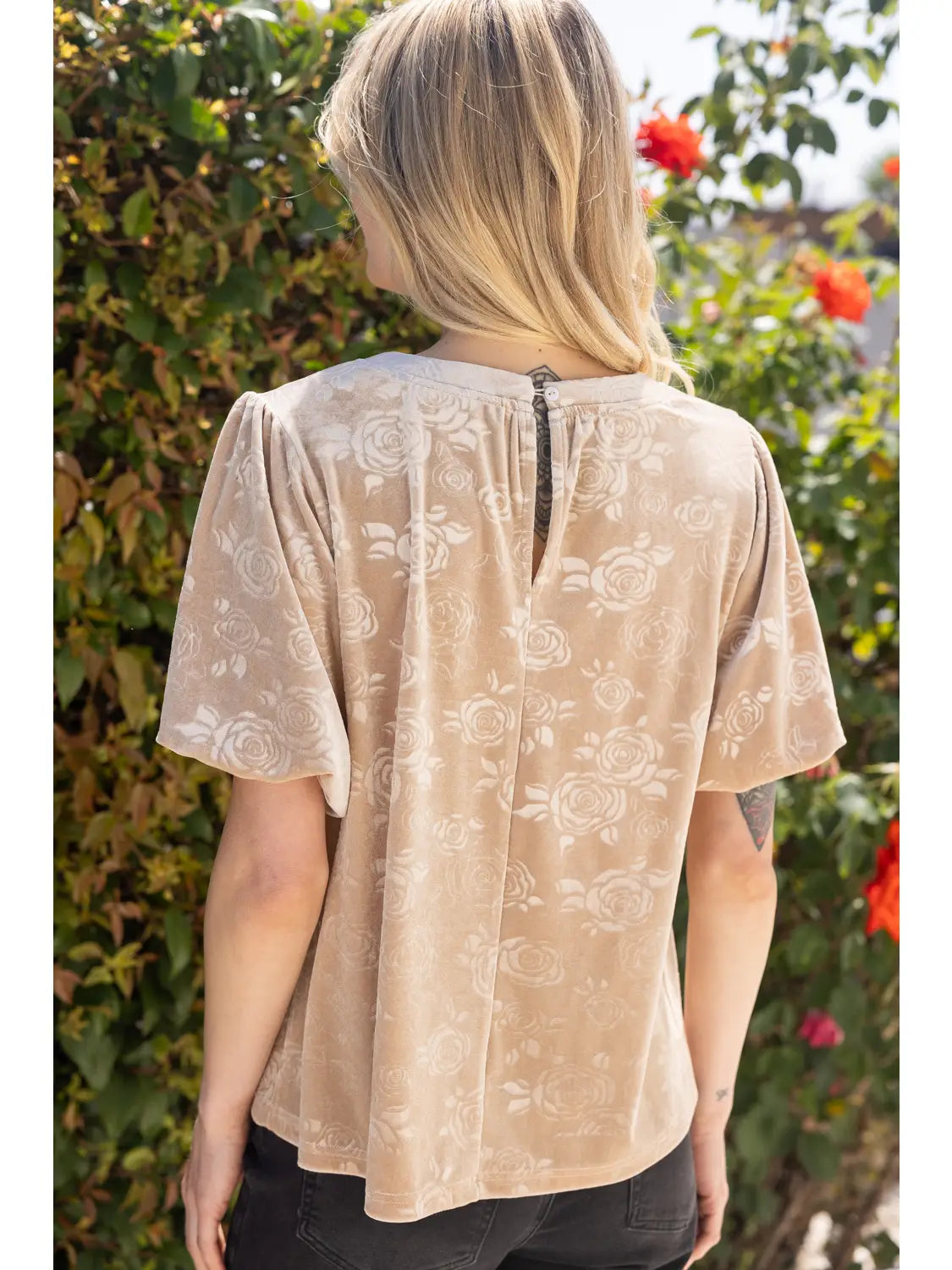 Rose Textured Puff Sleeve Velvet Top