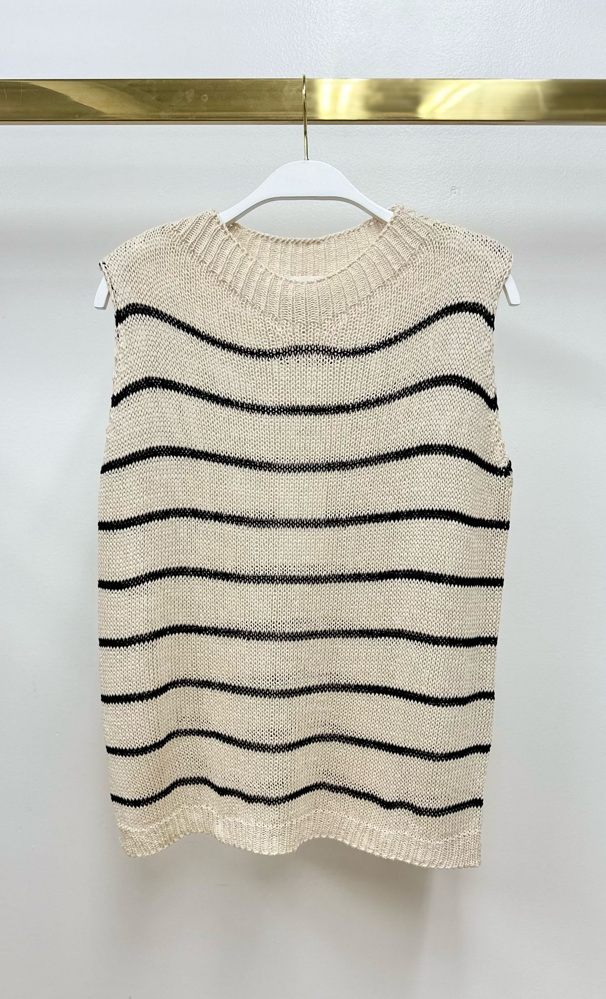 Striped Sleeveless Crew Neck Knit Top
