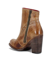 Yuno Tan Rustic Boots