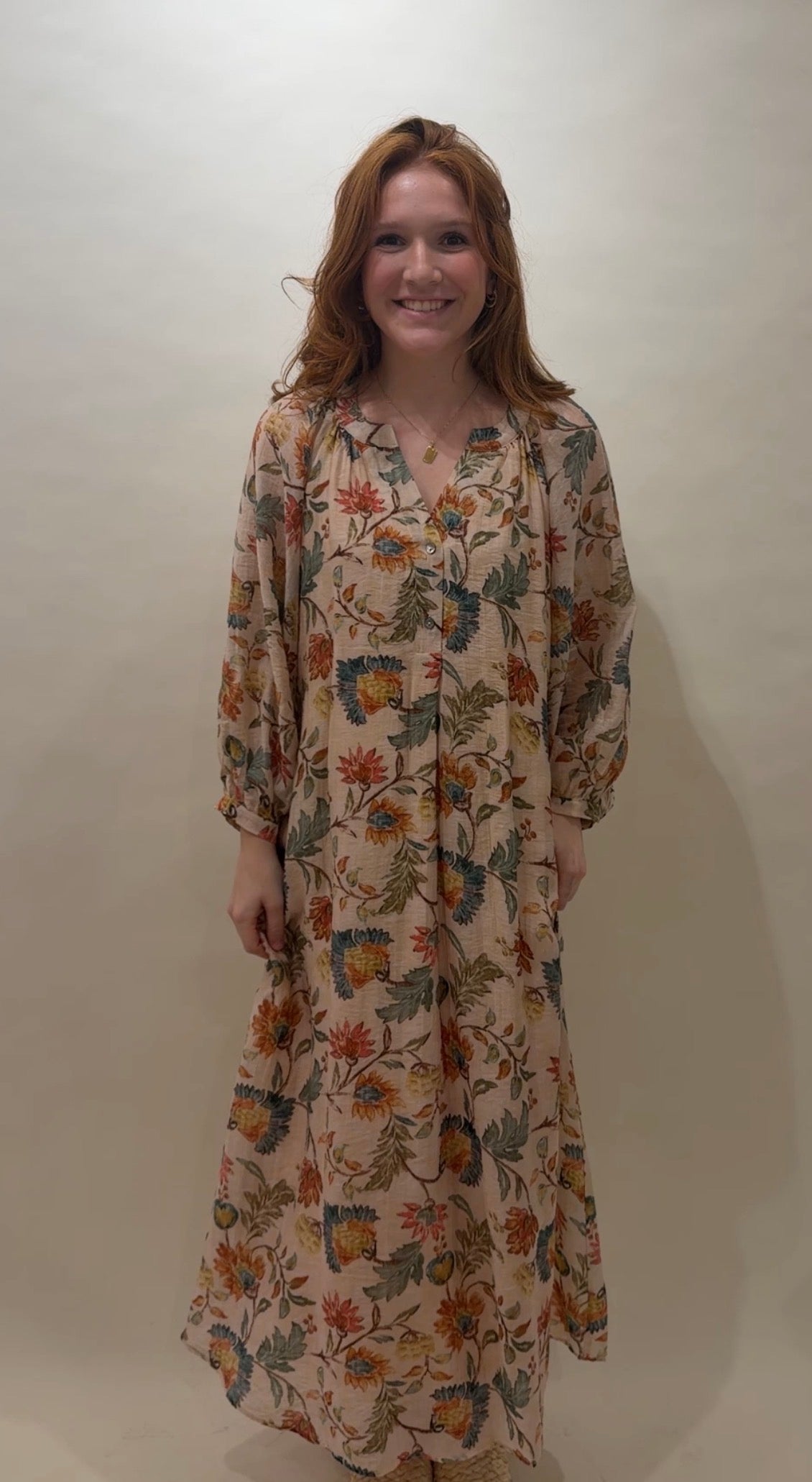 Airy Boho V-Neck Floral Maxi Dress