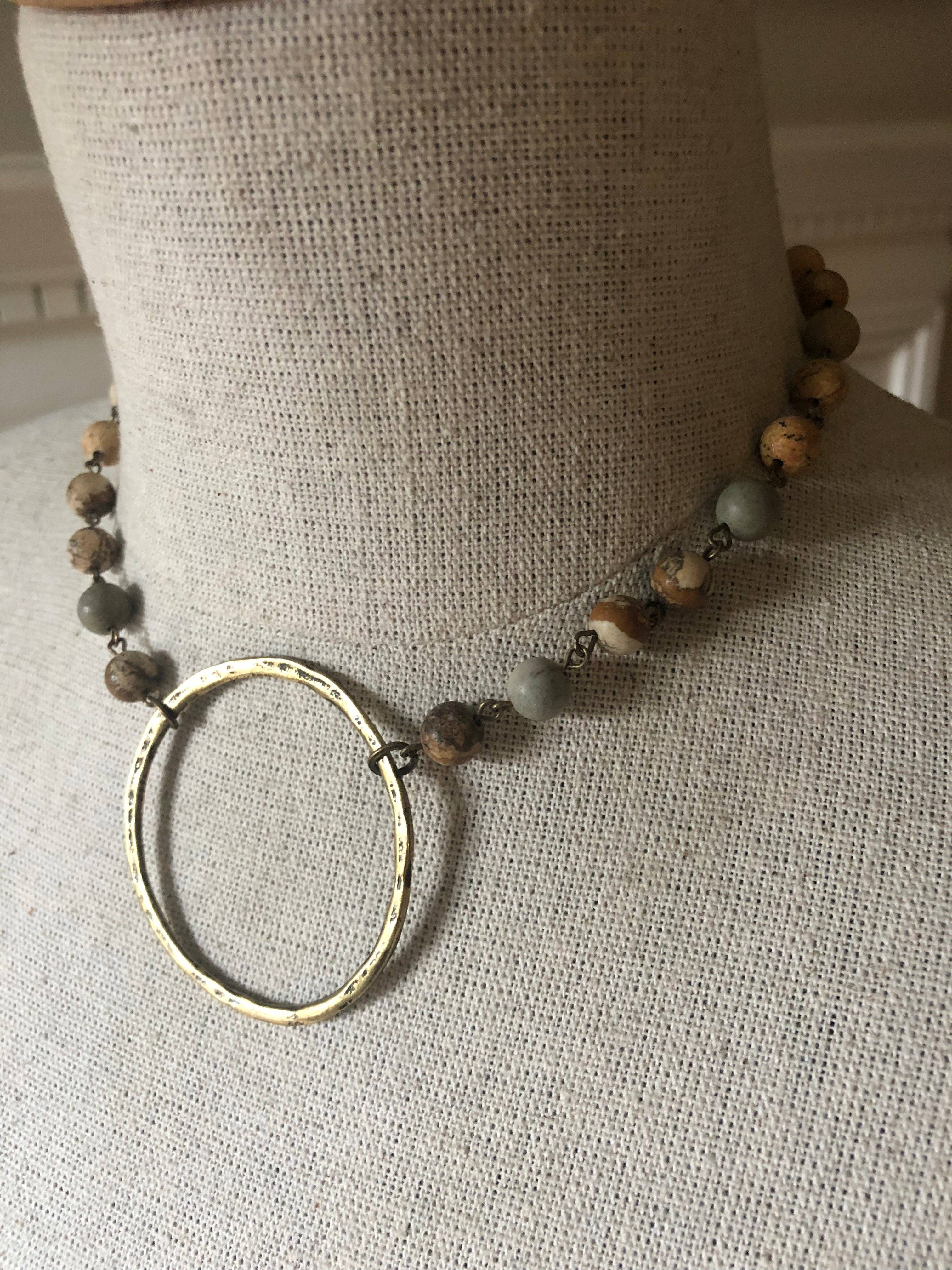 Full Circle Stone Stunner Necklace