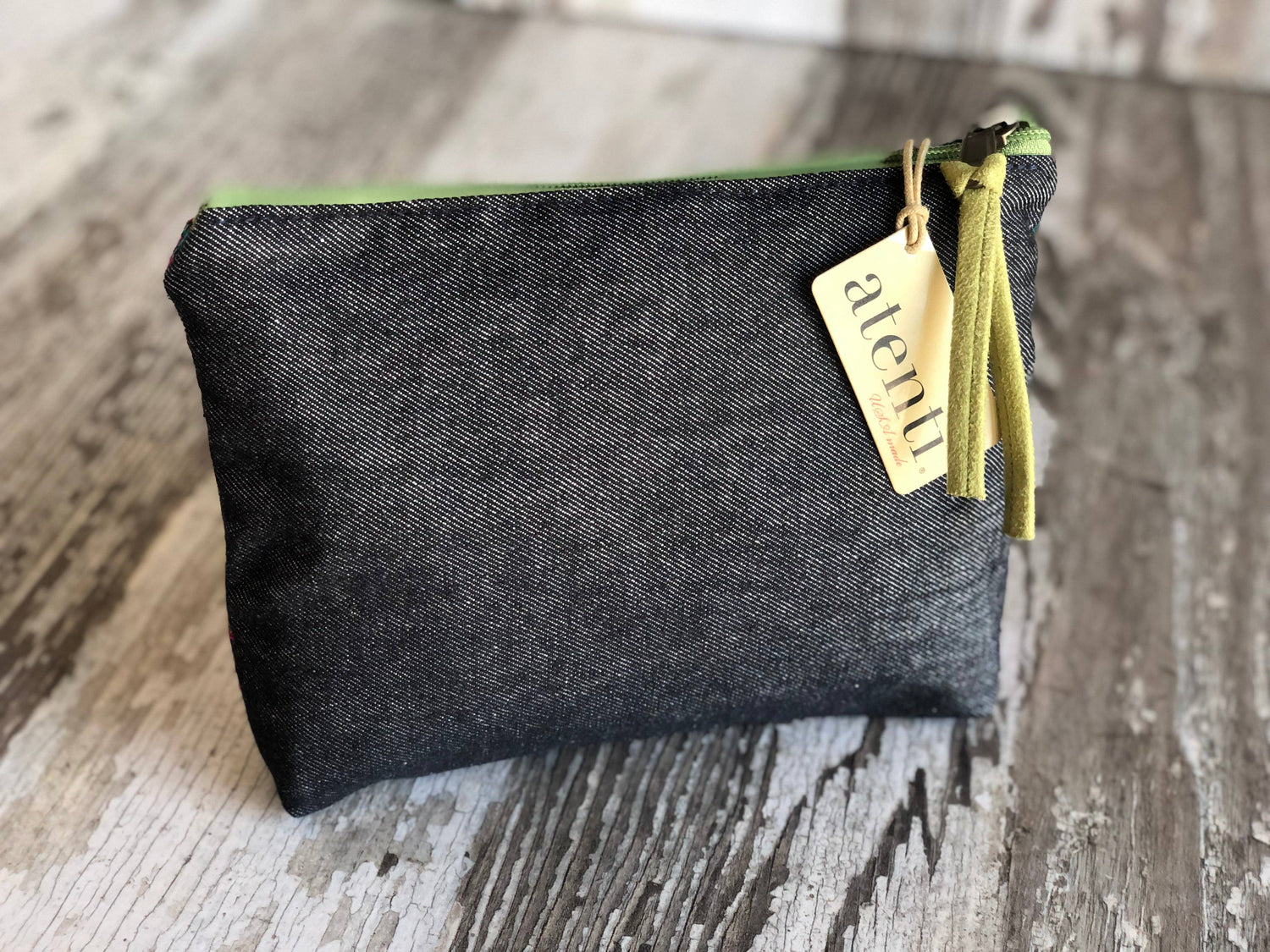 Floral Embroidery Zipper Accessories Pouch