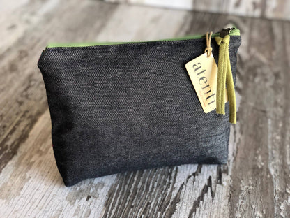 Floral Embroidery Zipper Accessories Pouch