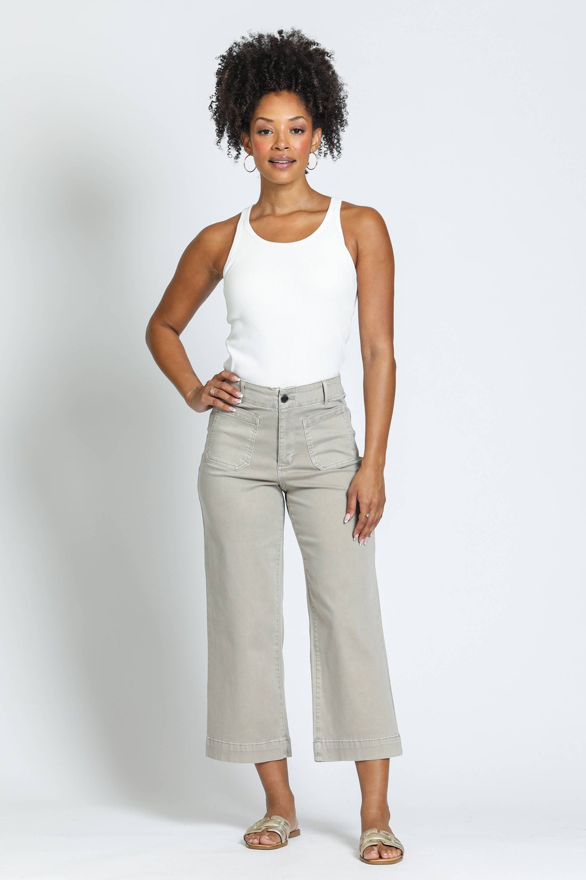 Patch Pocket Wide-Leg Crop Pant