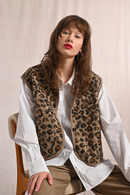 Textured Leopard Sleeveless Jacket