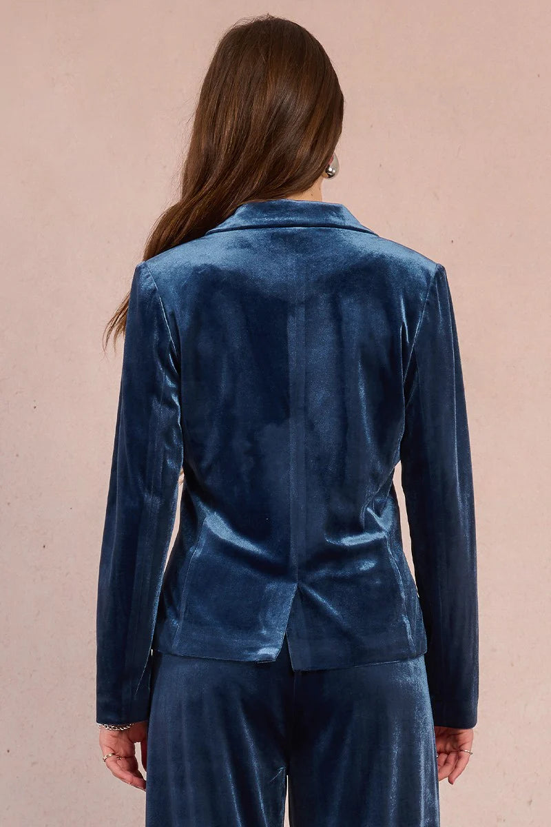 Straight Velvet Blazer