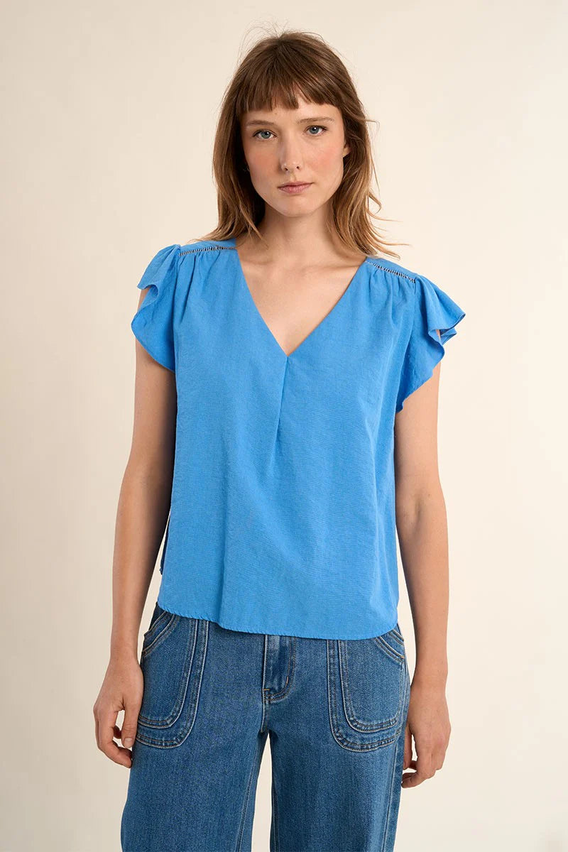 Flutter-Sleeve Blouse