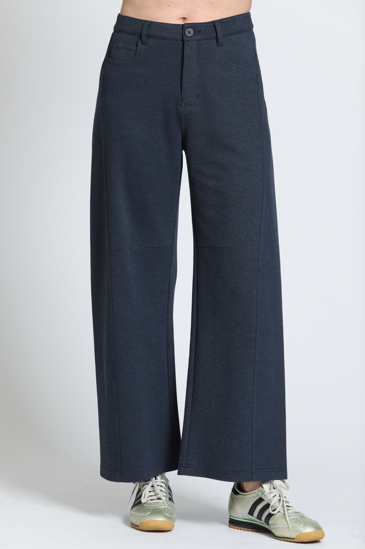 Knit Barrel Leg Pant