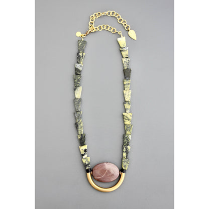 Serpentine and Brown Agate Pendant Necklace
