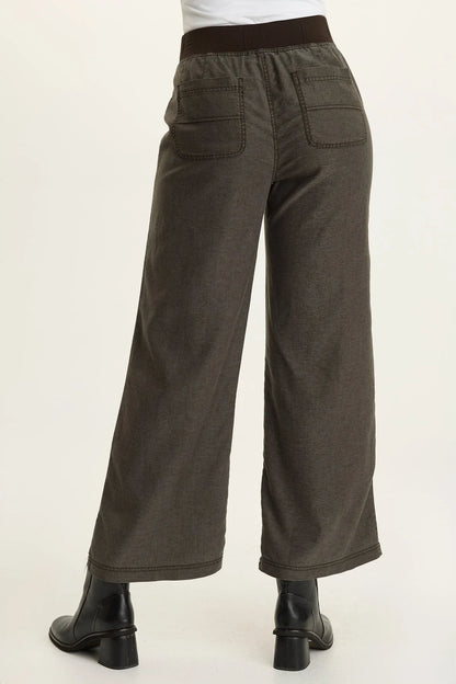 Twill Wide Leg Pull-On Pant
