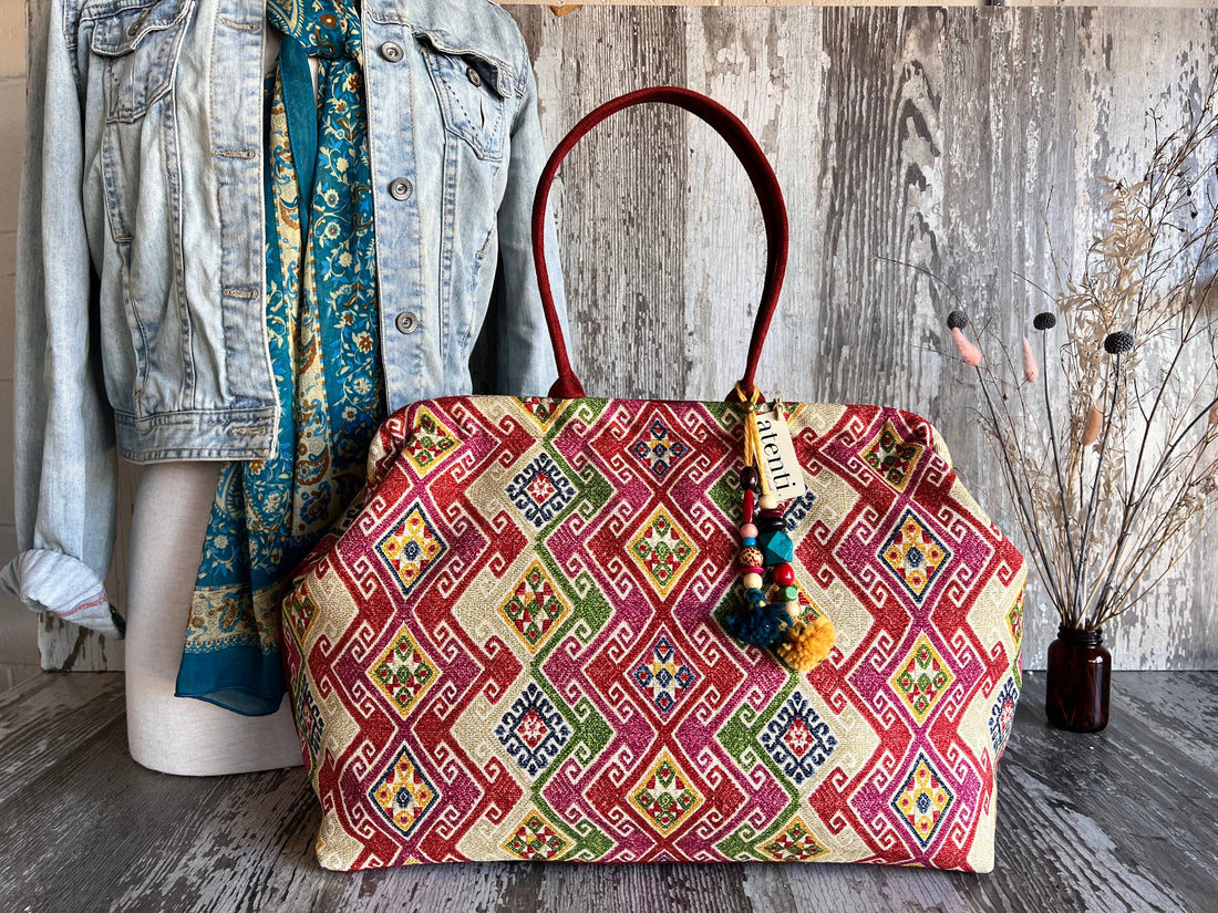 Modern Doctor Bag w/ Metal Snap Frame