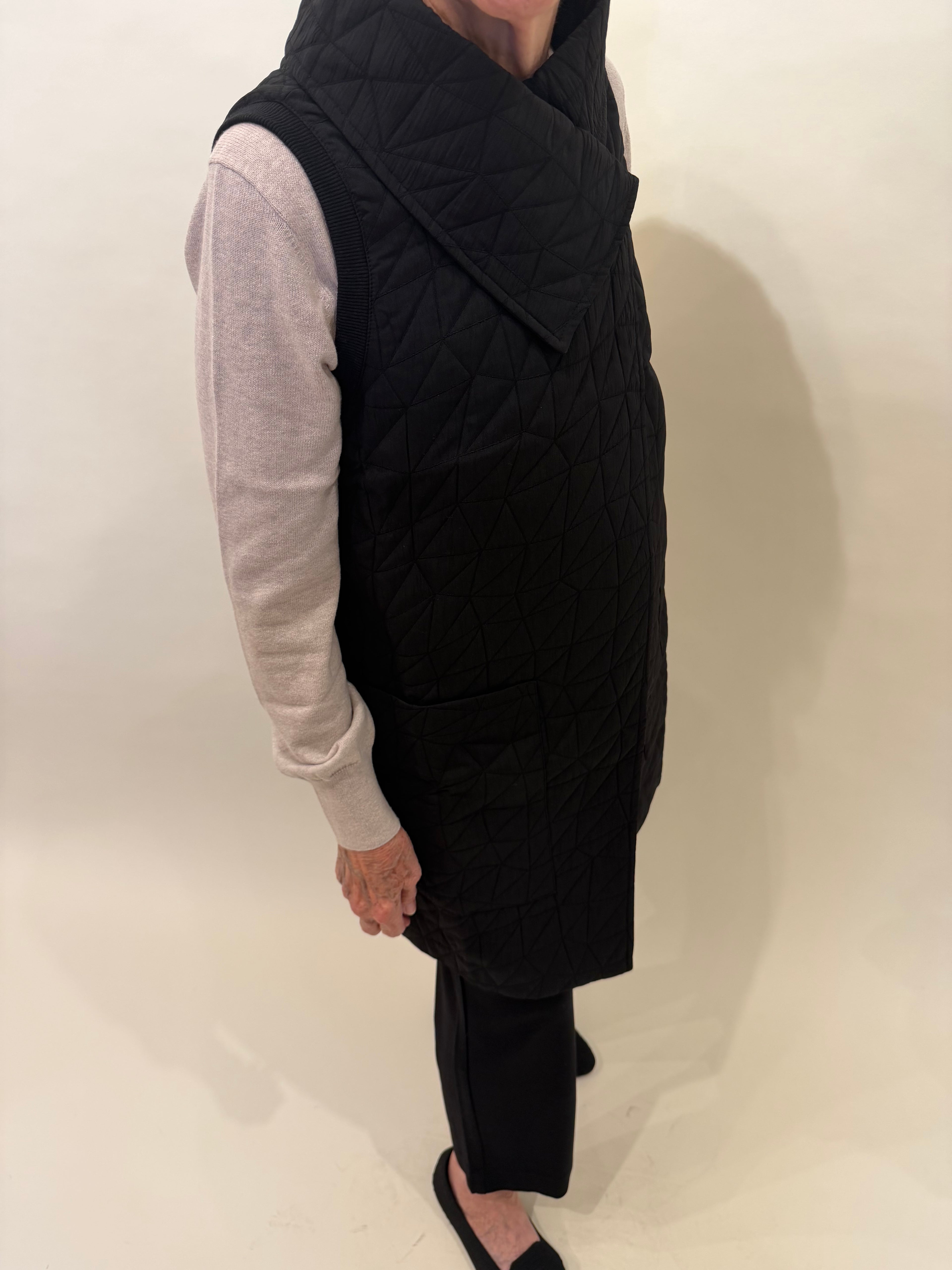 Kaleidoscope Quilt Angled Pocked Vest