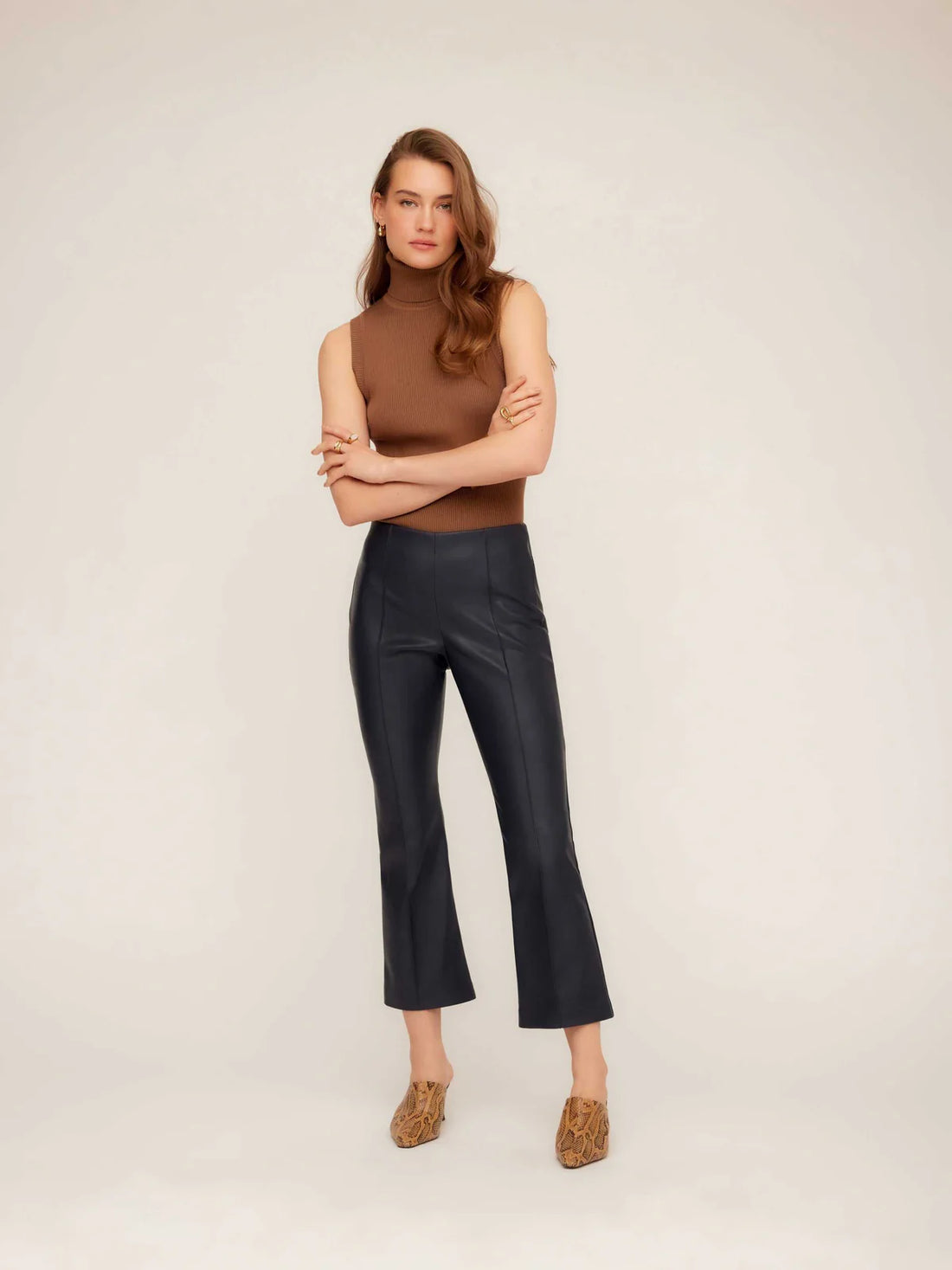 Sigourney Pintuck Pants – Navy Faux Leather