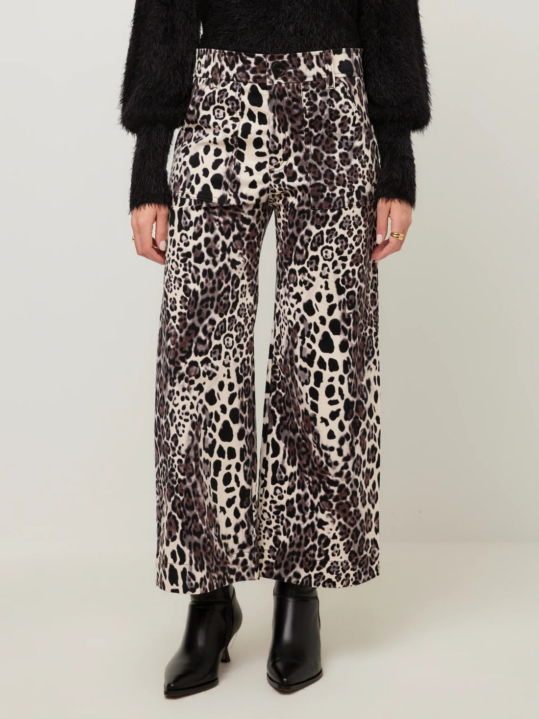 Leopard Wide-Leg Cargo Pant