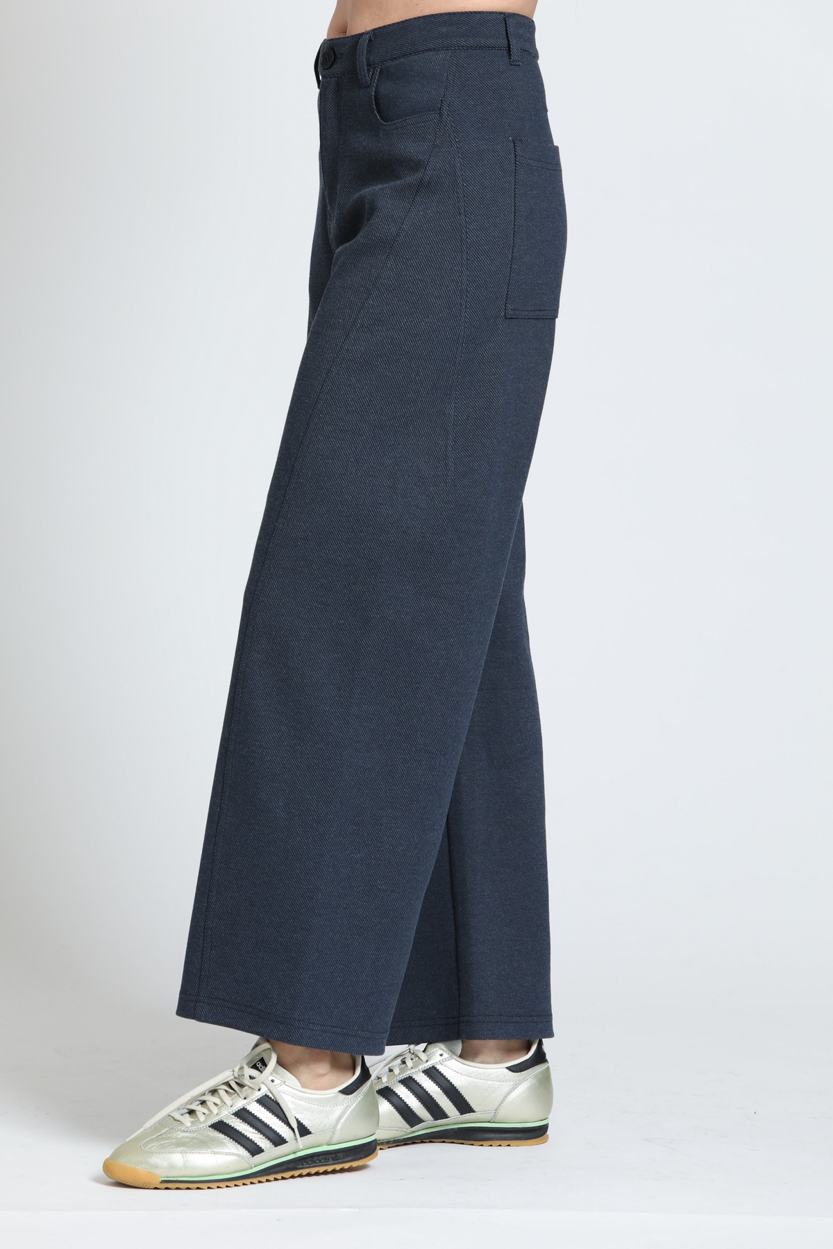 Knit Barrel Leg Pant