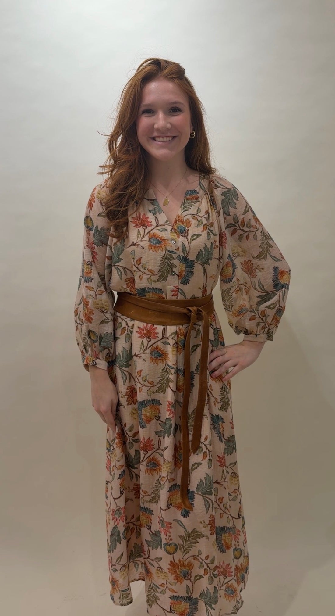 Airy Boho V-Neck Floral Maxi Dress