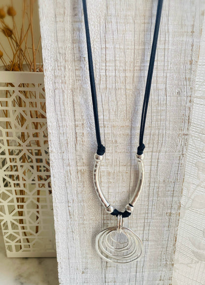 Trendy Black Vegan Necklace 