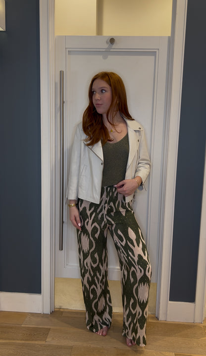 Breezy High-Rise Summer Trousers