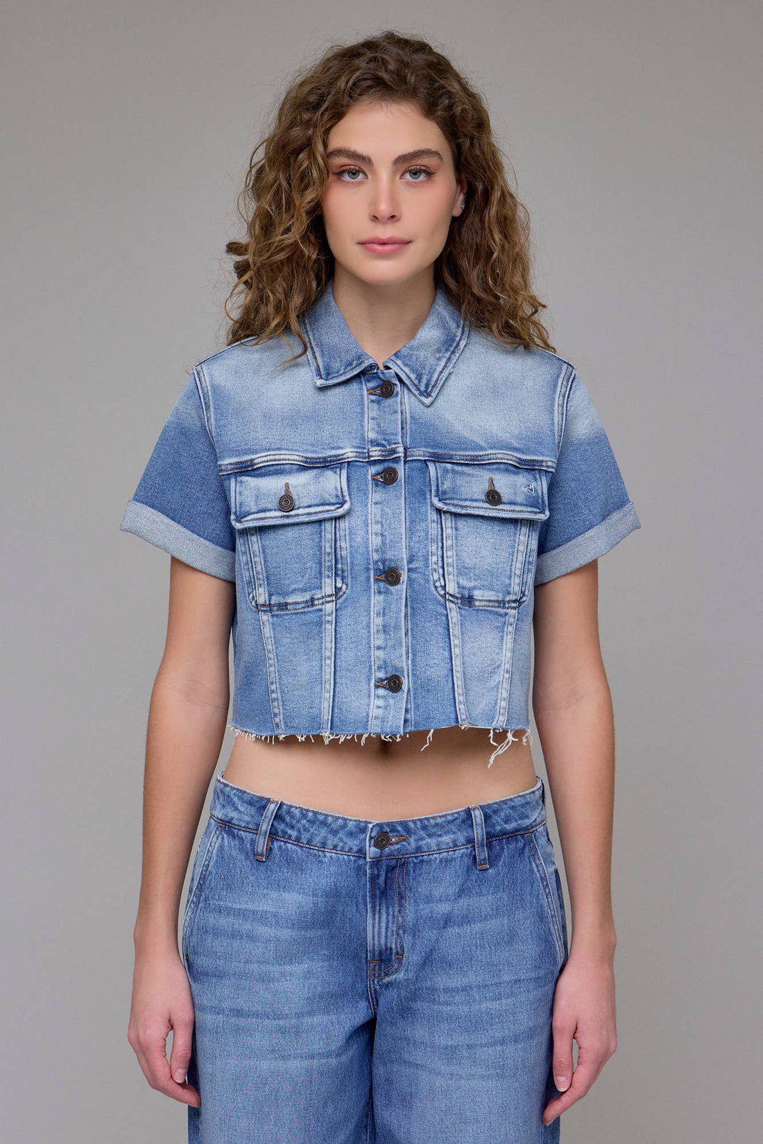 Medium Wash Cropped Stretch Trucker Jacket