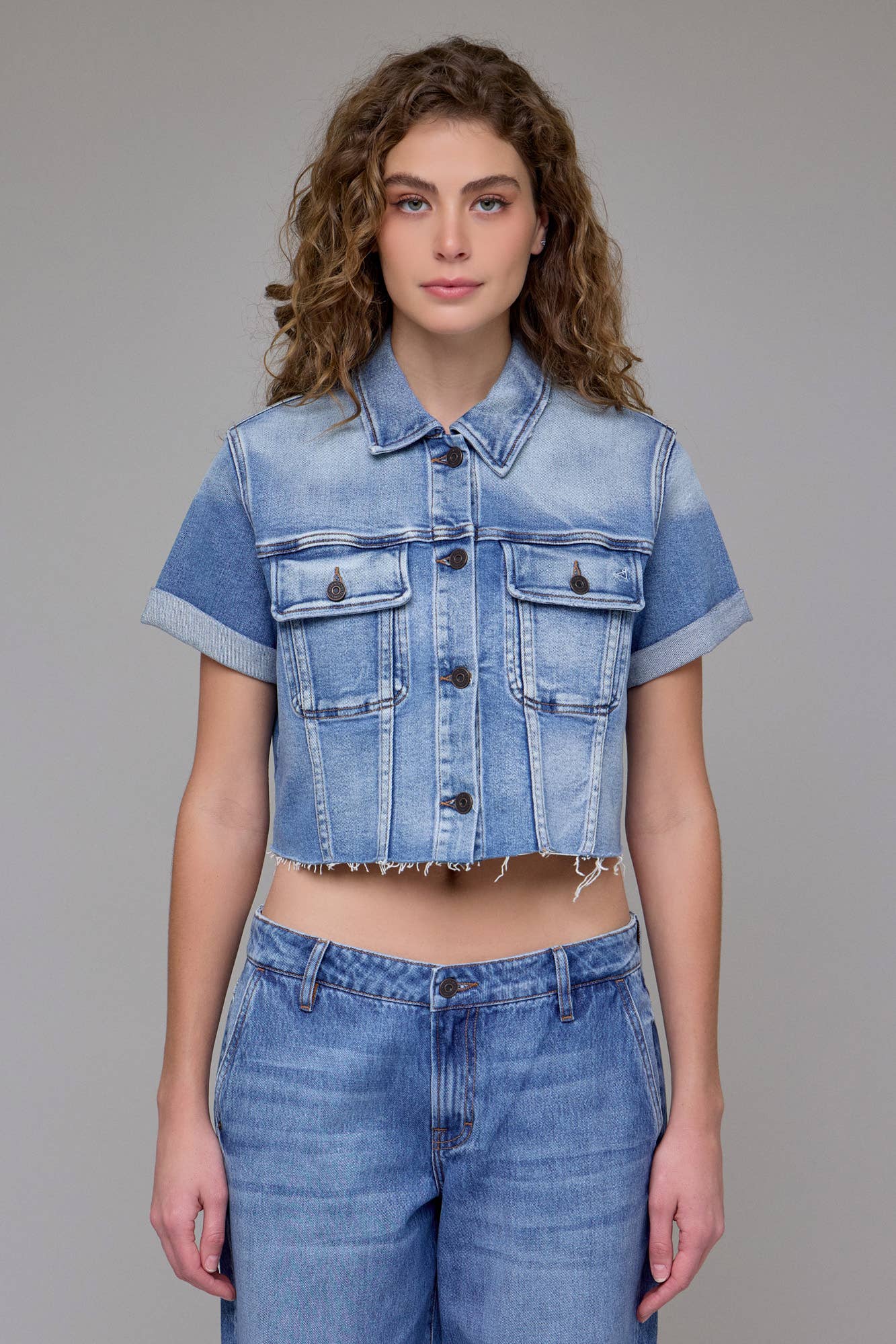 Medium Wash Cropped Stretch Trucker Jacket